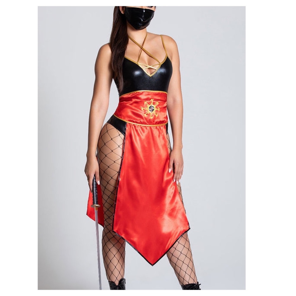 NIP Yandy Violent Warfare Ninja Costume Women’s Size Small